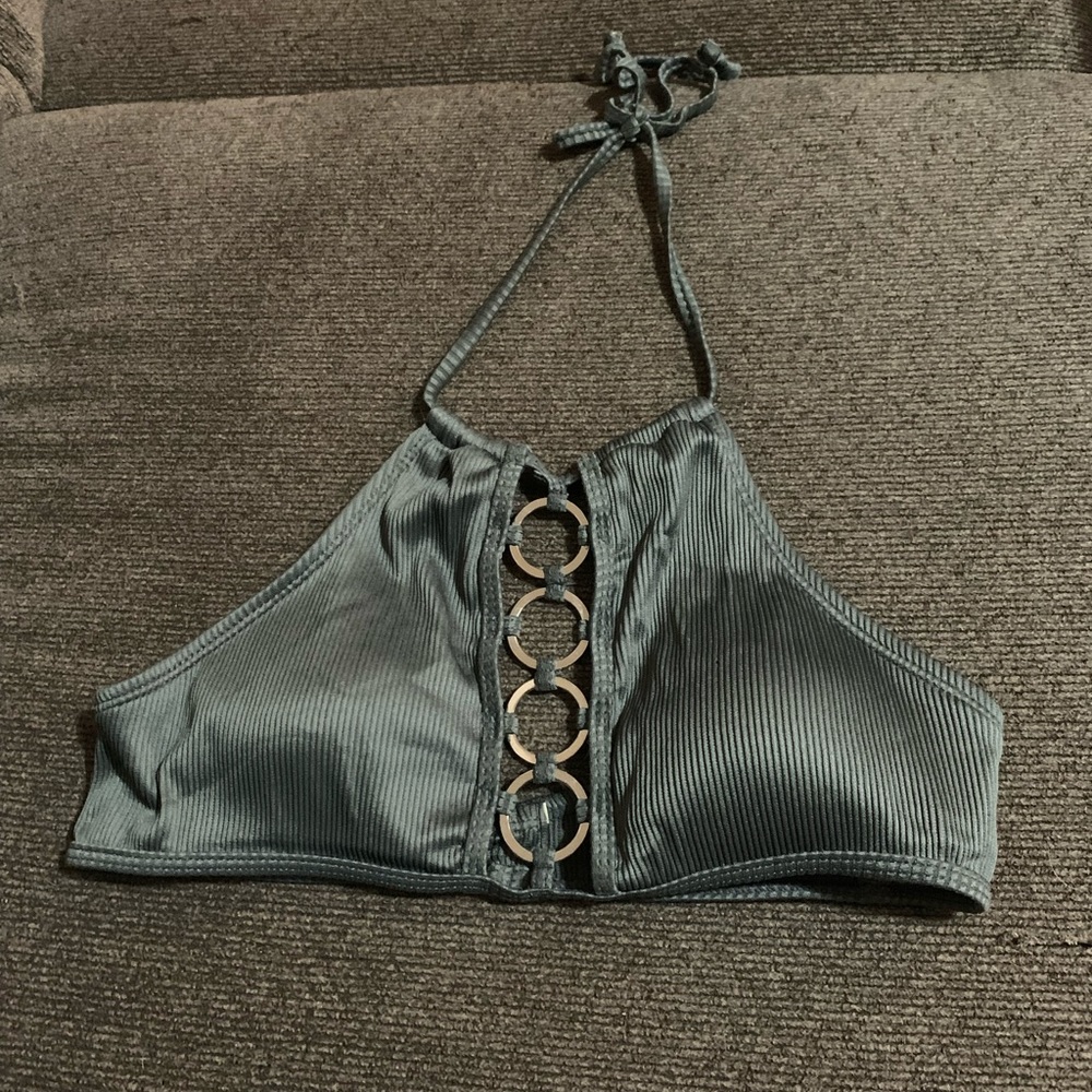 ⭐️Hot Kiss Green Halter Bikini Top w/ O Rings M NWOT